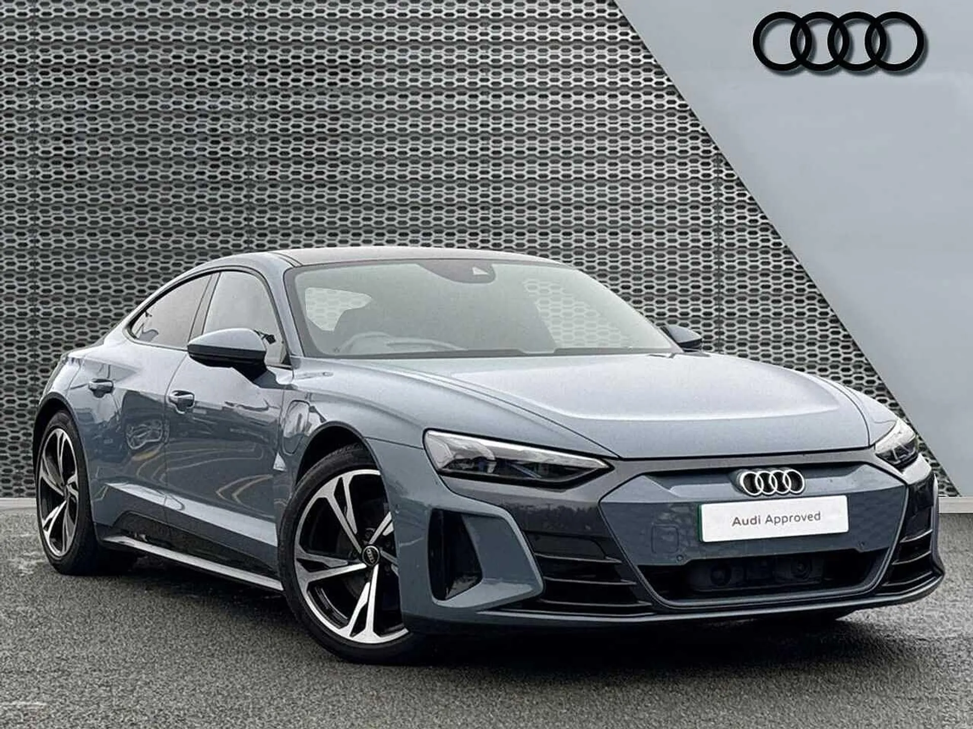 LY72BVD Audi e-tron GT Vorsprung quattro 350,00 kW Image #1