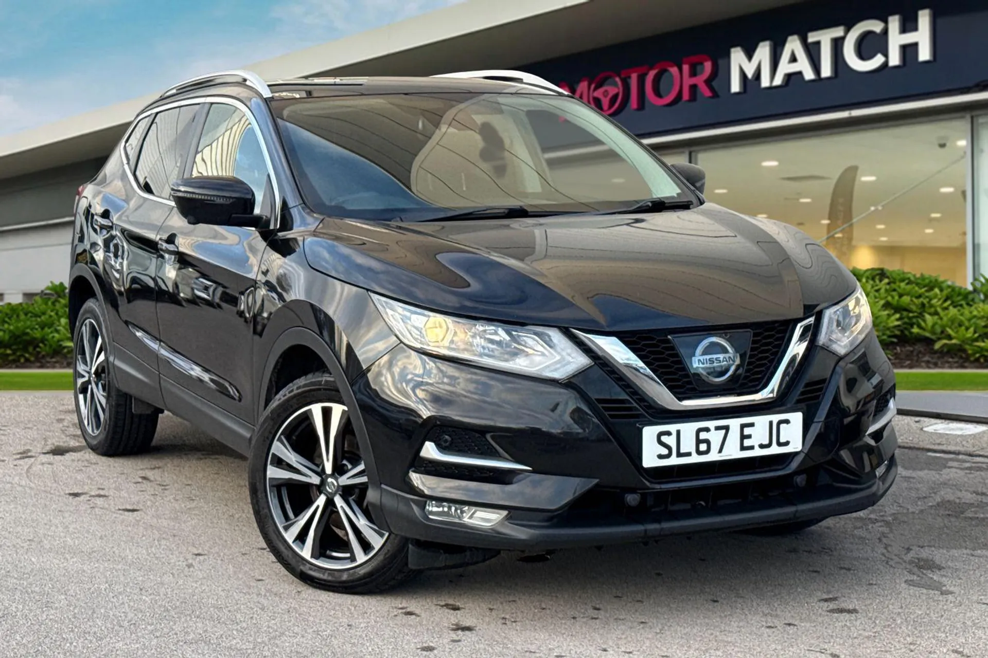 SL67EJC Nissan Qashqai 1.5 dCi N-Connecta 5dr Image #1