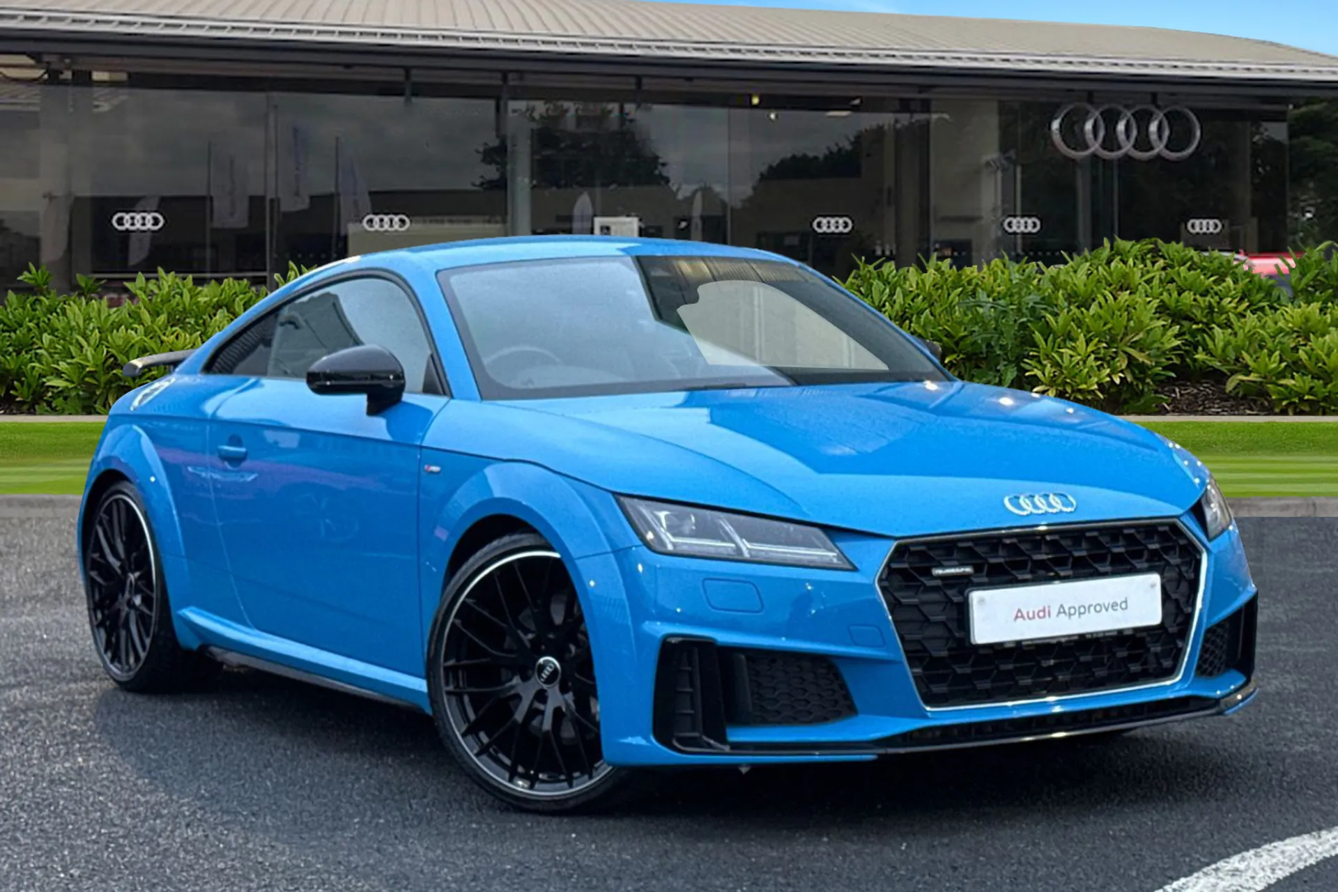 KR69YLM Audi TT Coup- Black Edition 45 TFSI quattro 245 PS S tronic Image #1