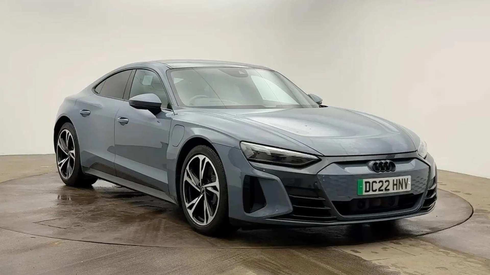 DC22HNV Audi e-tron GT 93.4kWh Auto quattro 4dr Image #1