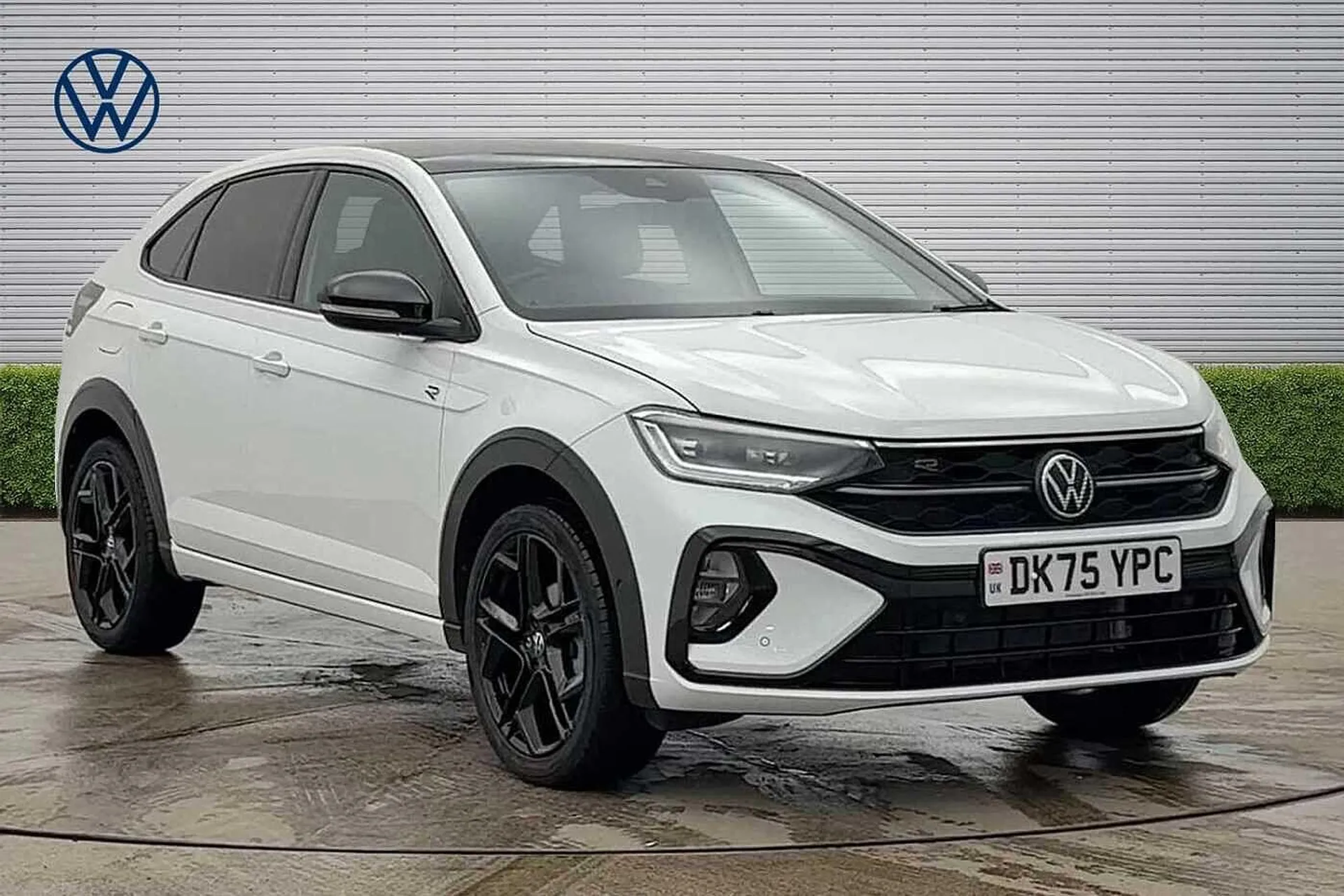 DK75YPC Volkswagen Taigo 1.5 TSI 150 Black Edition **PAN ROOF** 5dr DSG Image #1