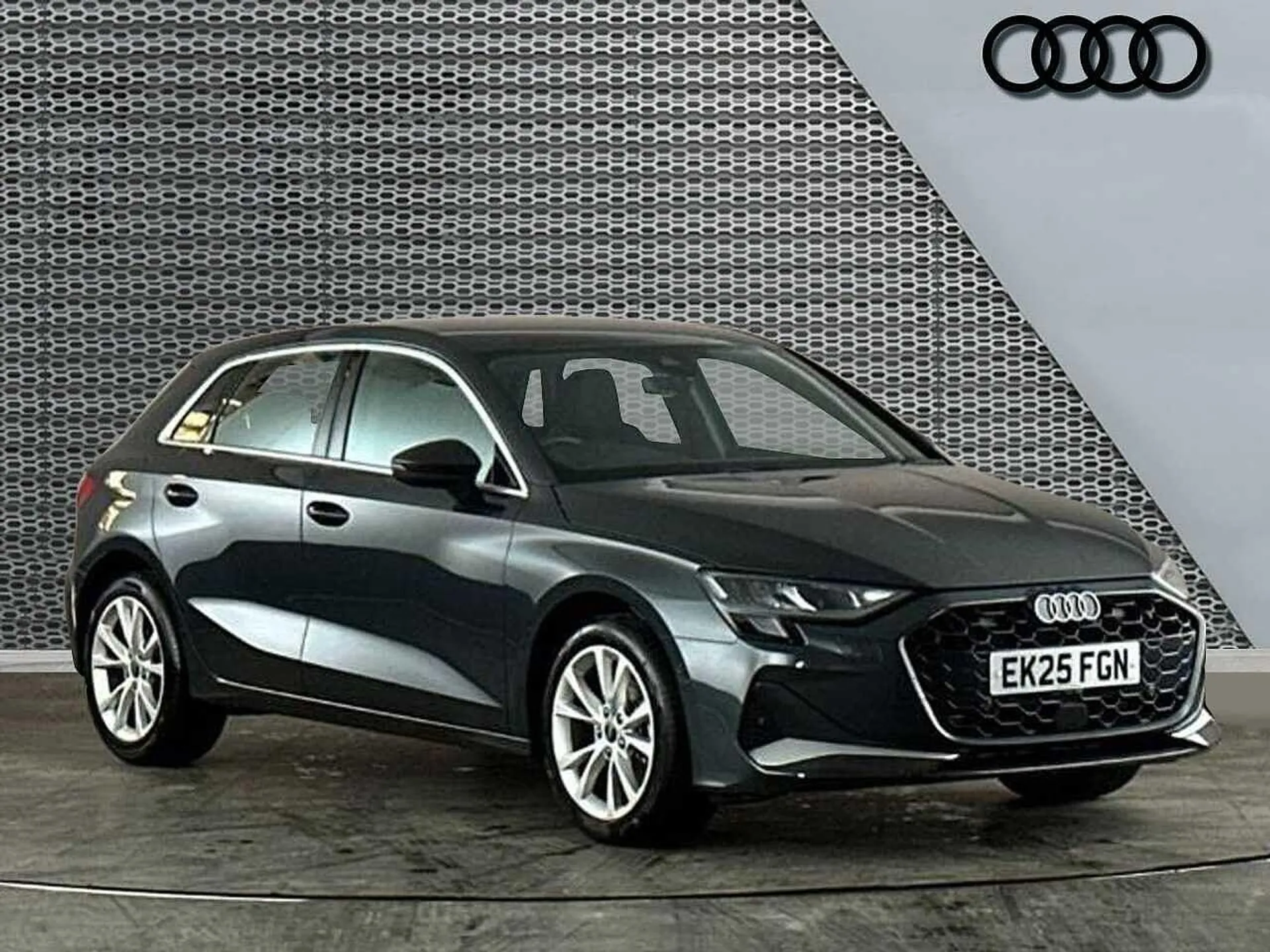 EK25FGN Audi A3 Sport 30 TFSI 116 PS S tronic Image #1