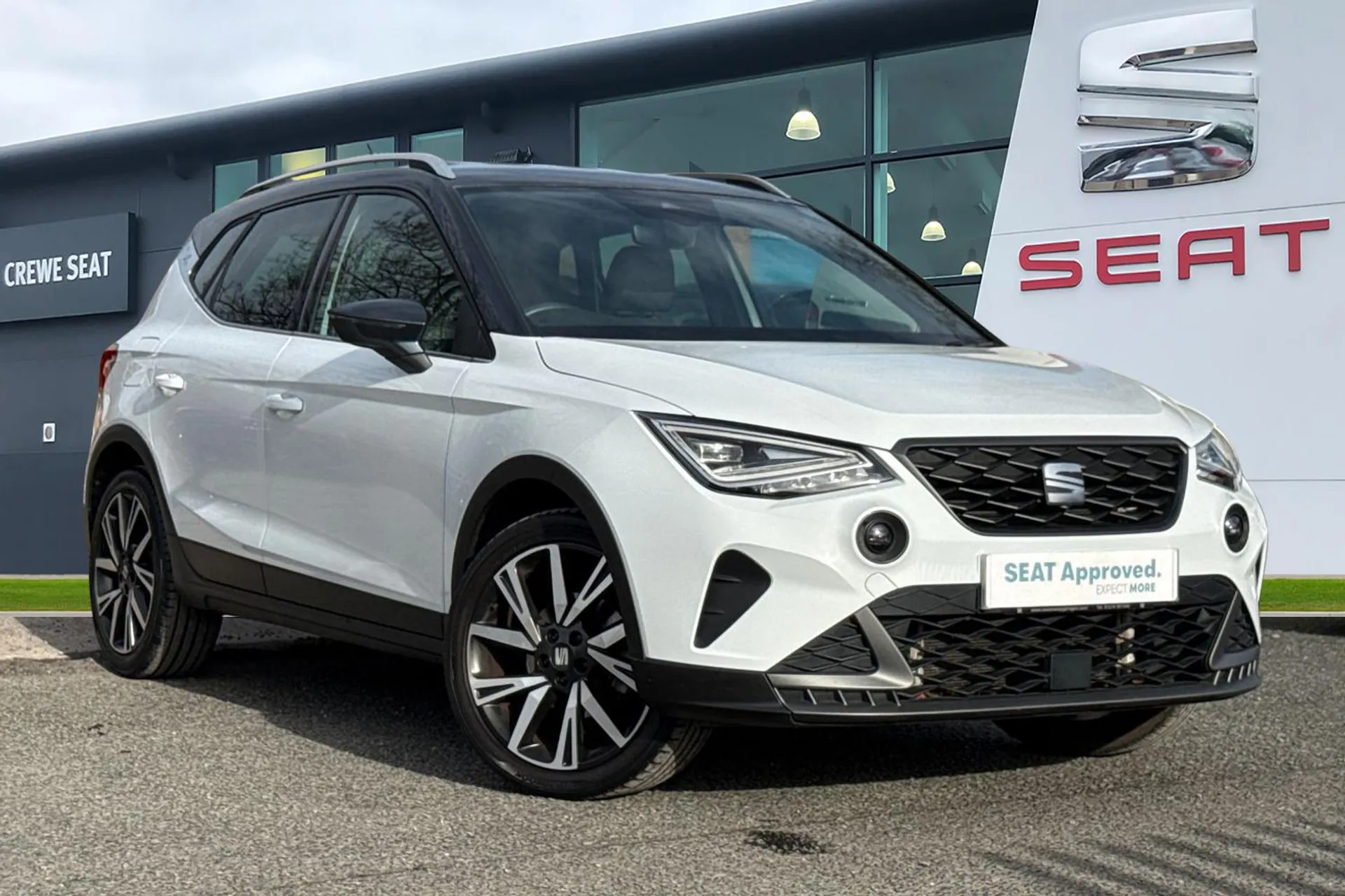 DG23CZB SEAT Arona 1.0 TSI FR Edition Euro 6 (s/s) 5dr Image #1