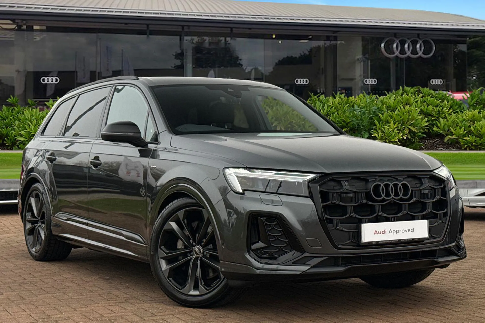 KN75YVT Audi Q7 SUV  Black Edition TDI quattro 286 PS tiptronic Image #1