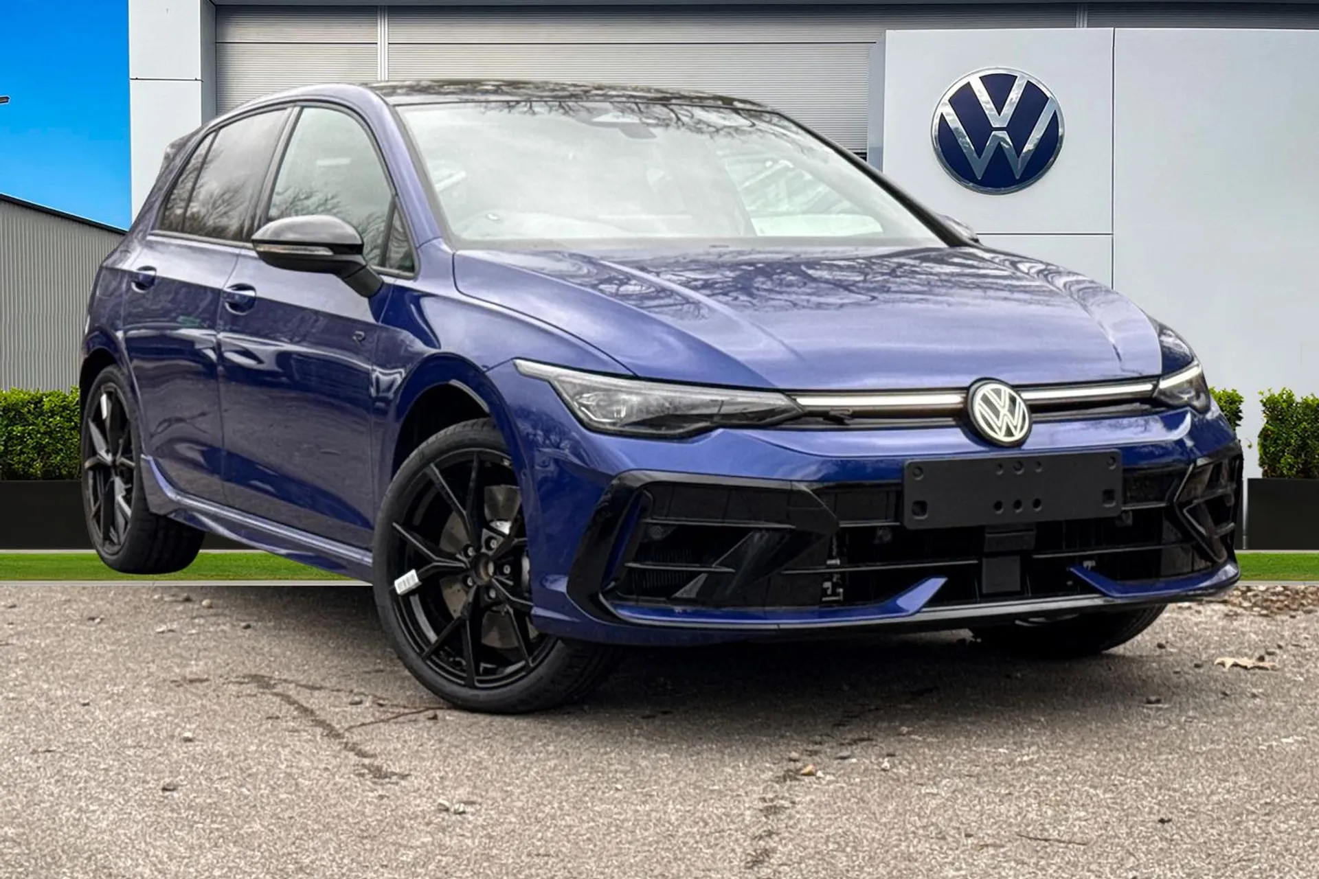  Volkswagen Golf 2.0 TSI R Black Edition DSG 4Motion Euro 6 (s/s) 5dr Image #1