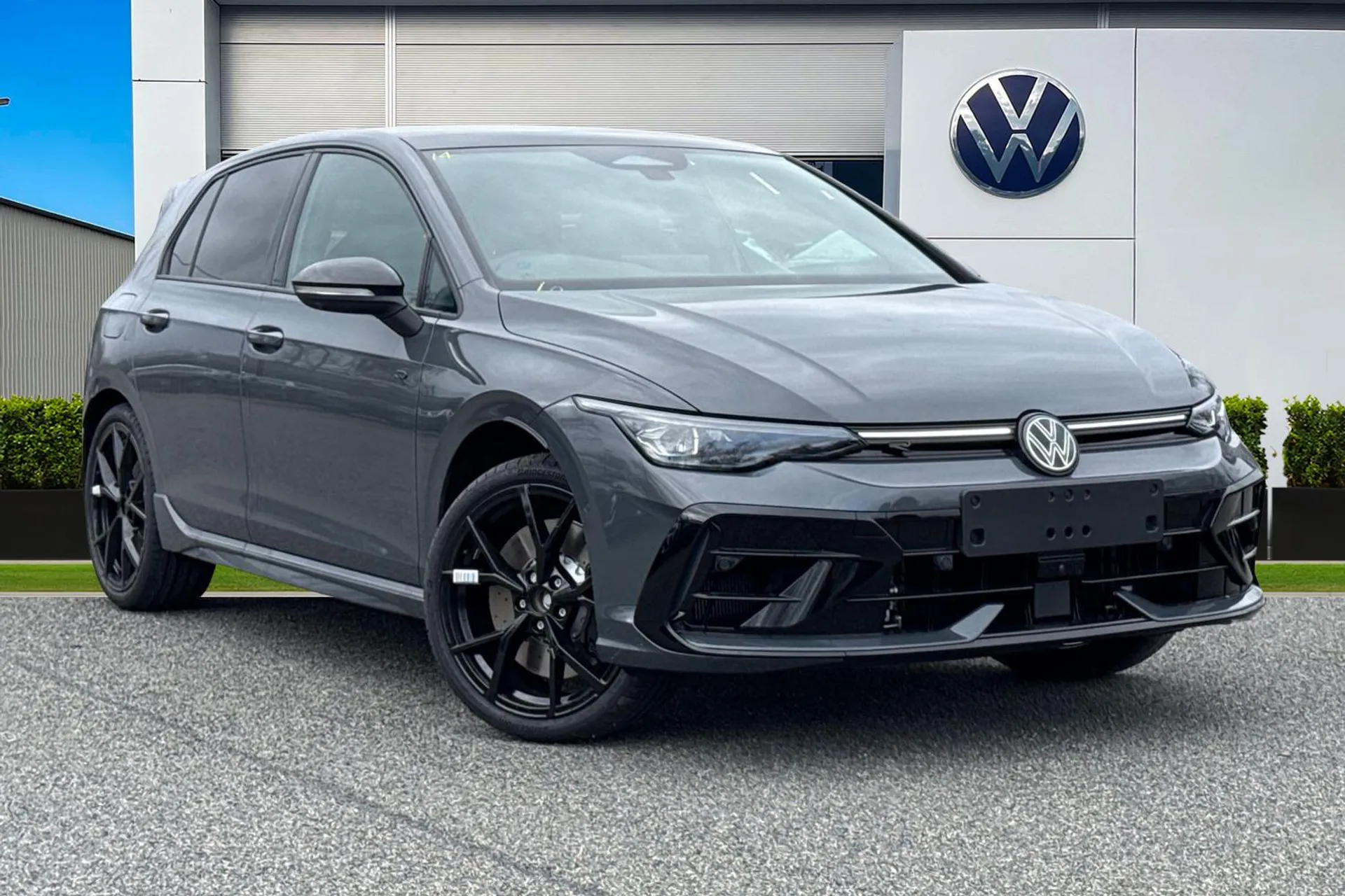  Volkswagen Golf 2.0 TSI R Black Edition DSG 4Motion Euro 6 (s/s) 5dr Image #1