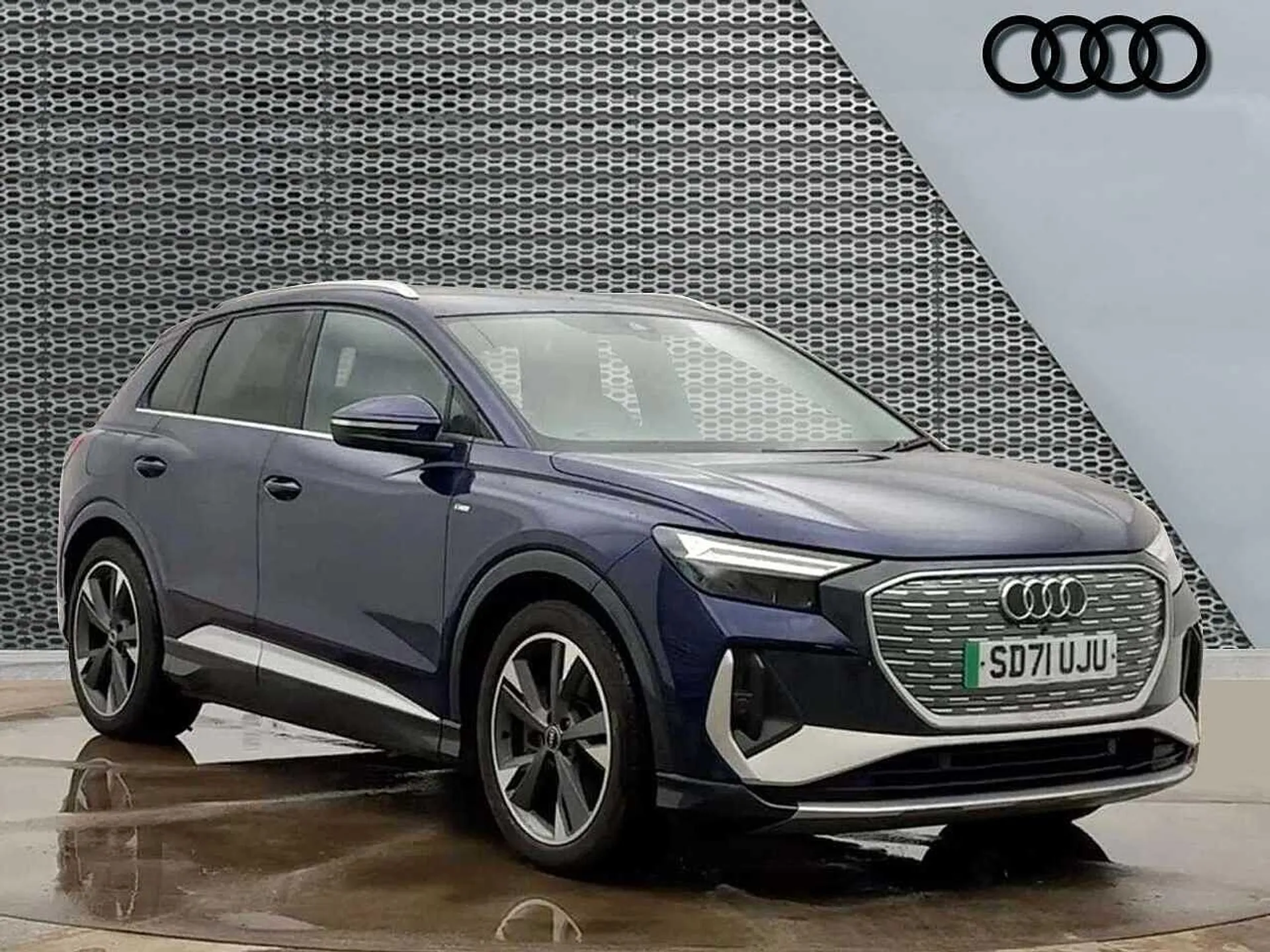 SD71UJU Audi Q4 e-tron 150kW 40 82kWh S Line 5dr Auto Image #1