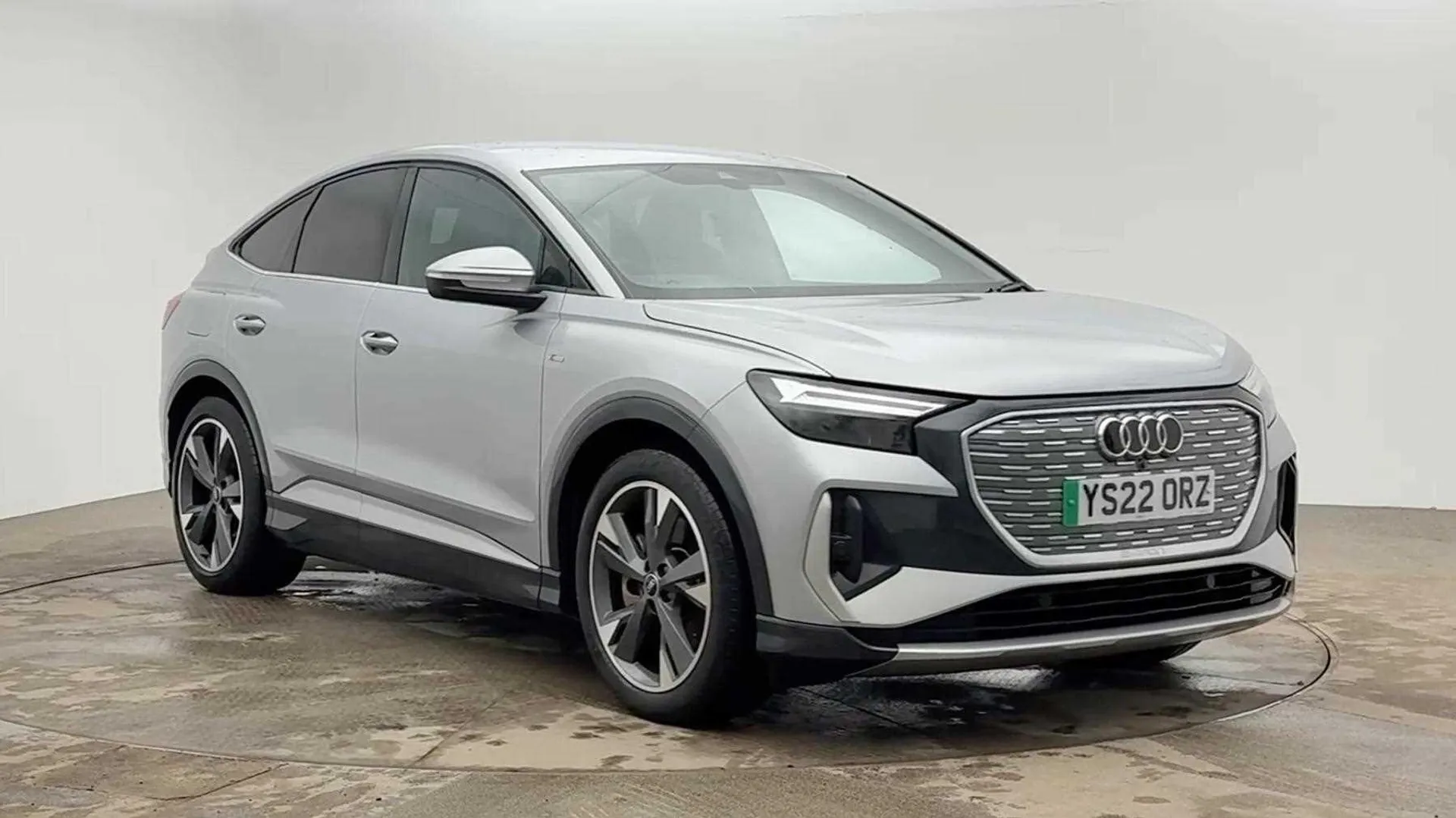 YS22ORZ Audi Q4 e-tron Q4 Sportback S line 40 e-tron  150,00 kW Image #1