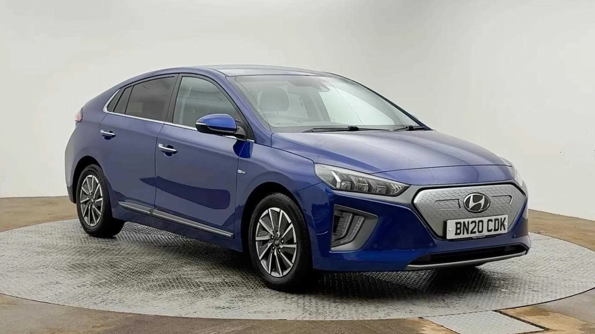 BN20CDK Hyundai Ioniq 100kW Premium SE 38kWh 5dr Auto Image #1