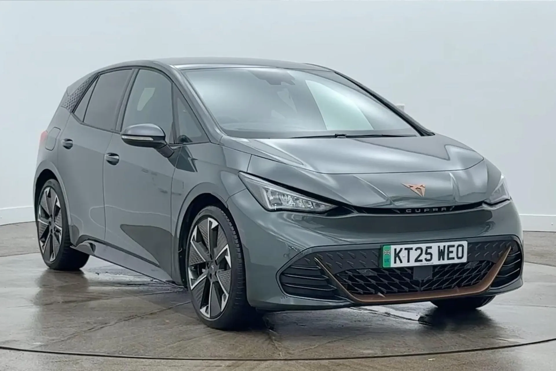 KT25WEO CUPRA Born e-Boost 79kWh VZ Auto 5dr Image #1