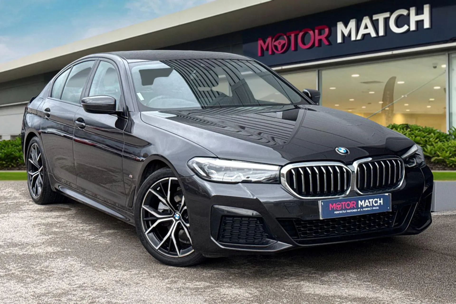 DH23LMV BMW 5 Series 2.0 520d MHT M Sport Saloon 4dr Diesel Hybrid Steptronic Euro 6 (s/s) (190 ps) Image #1
