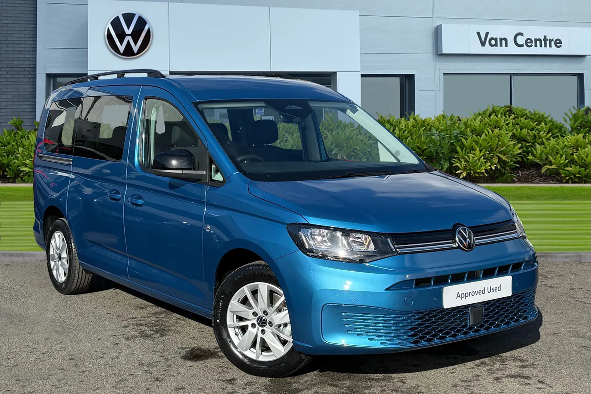 BV26OPP Volkswagen Caddy Maxi 2.0 TDI 122 Life 5dr DSG 7 Seats Image #1