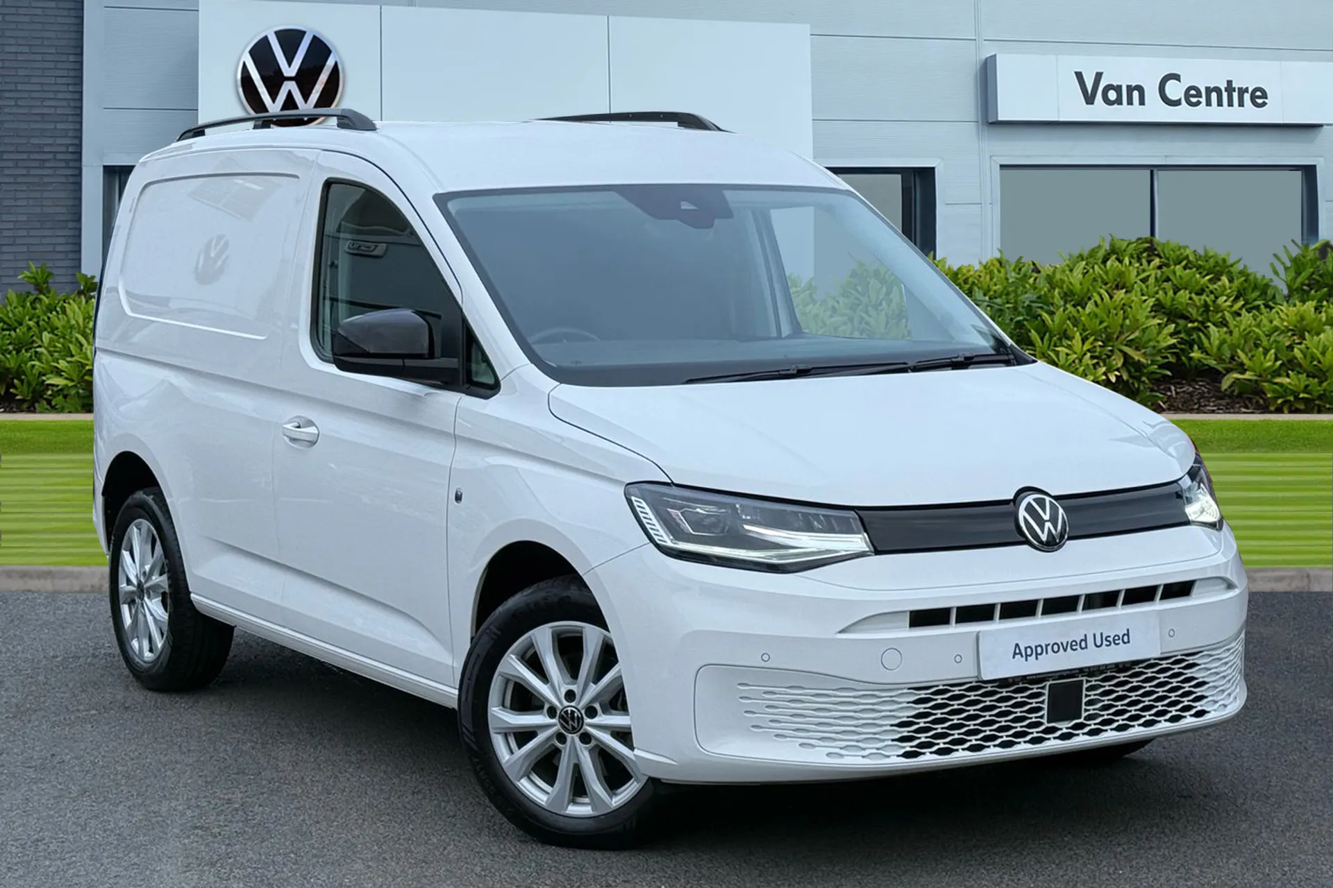BW25AVV Volkswagen Caddy 2.0 TDI 122PS Commerce Pro Van DSG Image #1