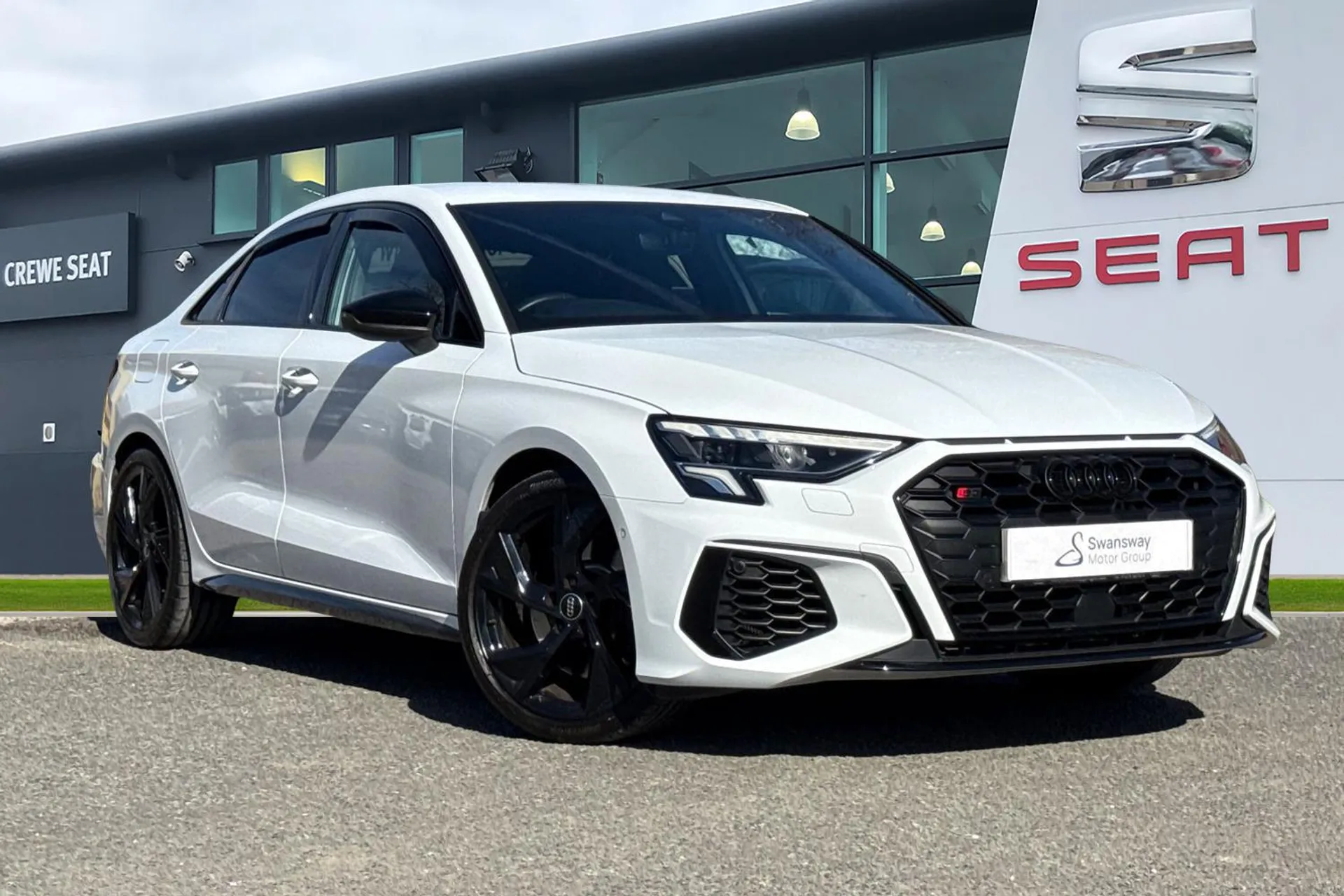 KP24ELJ Audi S3 2.0 TFSI Black Edition S Tronic quattro Euro 6 (s/s) 4dr Image #1