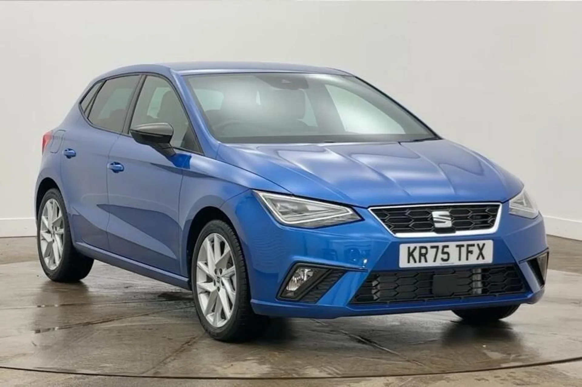 KR75TFX SEAT Ibiza 1.0 TSI FR Euro 6 (s/s) 5dr Image #1