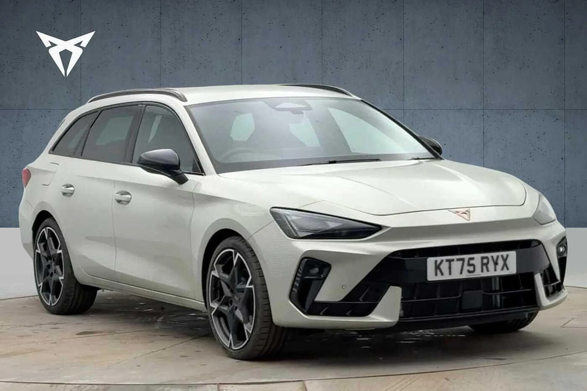 KT75RYX CUPRA Leon 1.5 eTSI 150 V2 5dr DSG Image #1