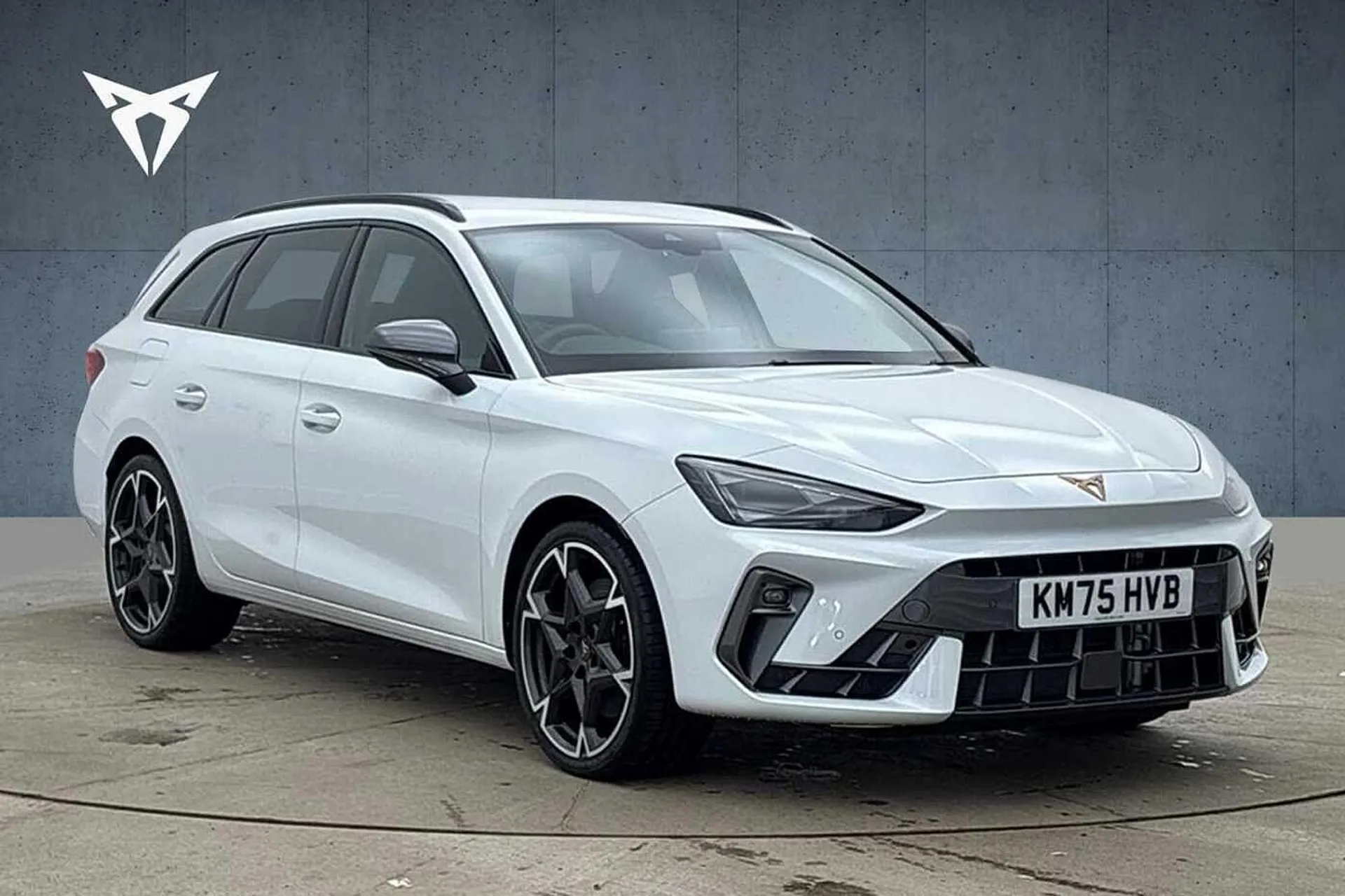 KM75HVB CUPRA Leon 1.5 eHybrid 272 VZ1 5dr DSG Image #1