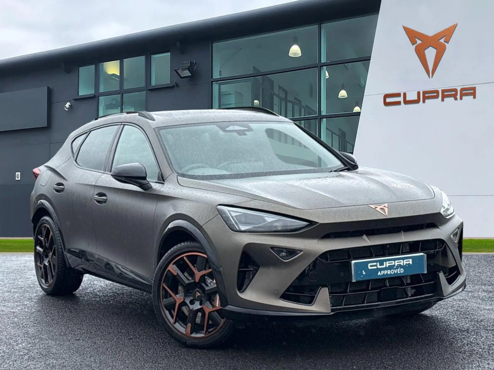 KY75FZV CUPRA Formentor 2.0 TSI 333 VZ3 5dr DSG 4Drive **Panoramic Sunroof** Image #1