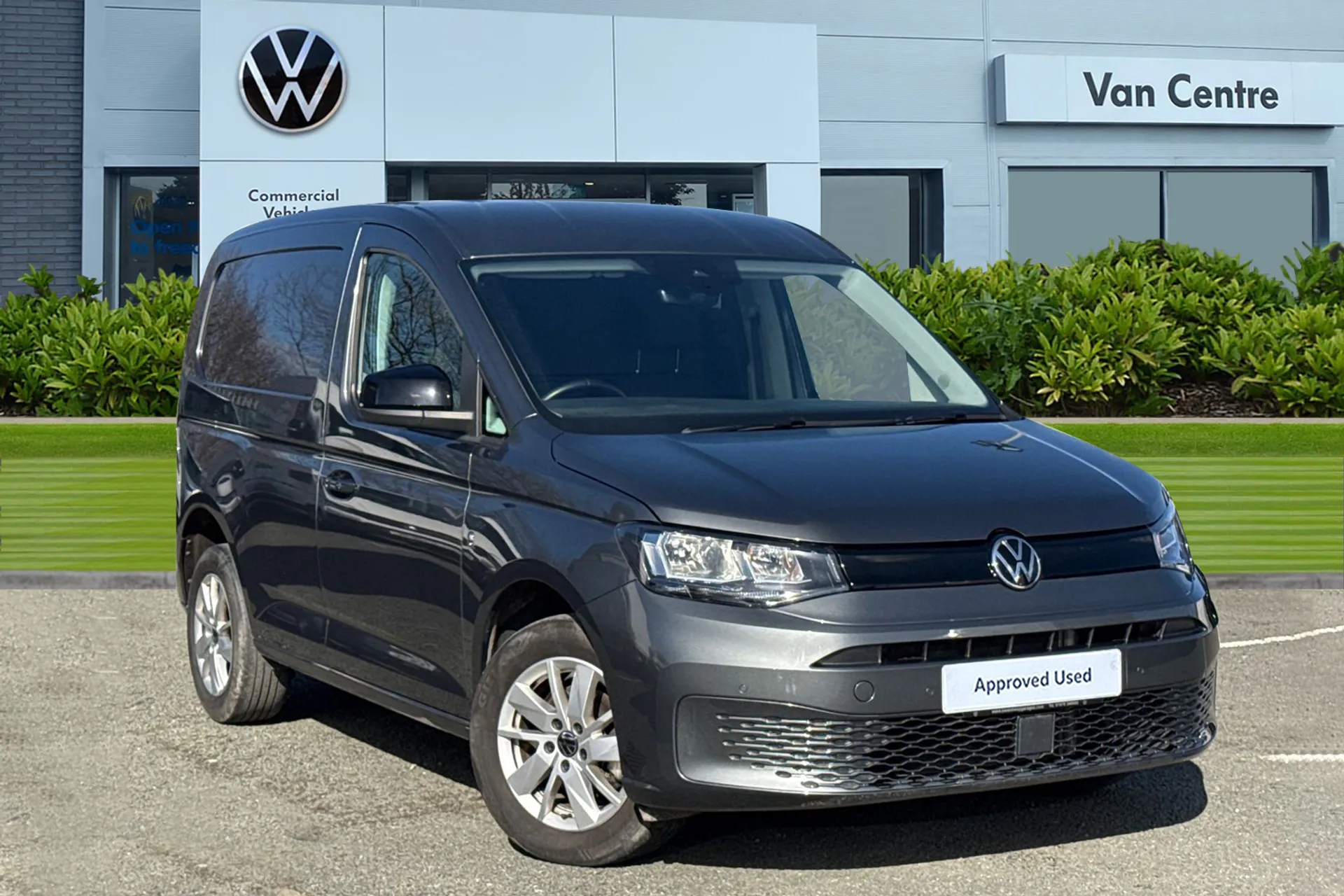 CX74LRA Volkswagen Caddy 2.0 TDI C20 Commerce Pro SWB Euro 6 (s/s) 5dr Image #1