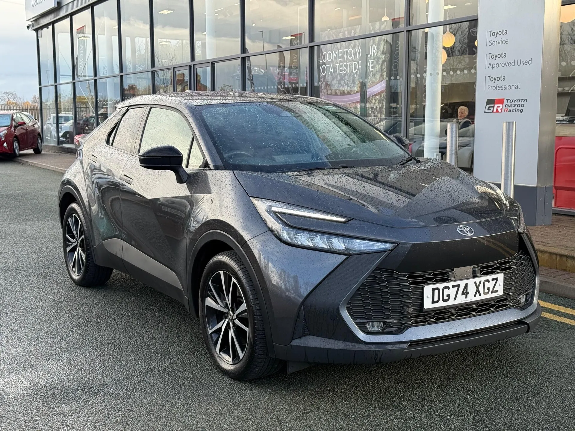 2024 TOYOTA C-HR