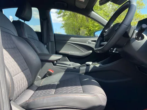 2024 MG 360 CAMERA, SAT NAV, CARPLAY USED PETROL HYBRID AUTOMATIC 1,961 MILES BLUE BRINDLEY... photo
