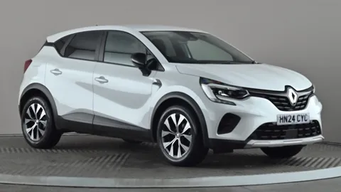 2024 RENAULT CAPTUR 1.0 TCE 90 EVOLUTION PETROL MANUAL 26,789 MILES WHITE 12,697 12,997 199... photo