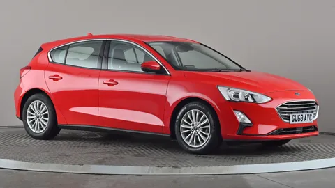 2018 FORD FOCUS 1.0 ECOBOOST 125 TITANIUM PETROL MANUAL 41,428 MILES RED 9,897 169 MONTH... photo