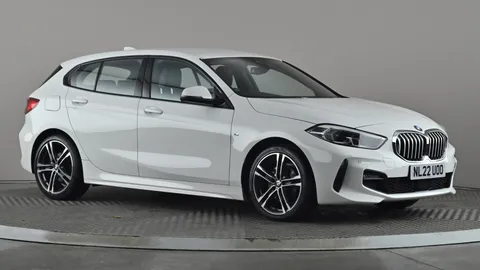 2022 1 SERIES 118I 136 M SPORT STEP AUTO LCP PETROL AUTOMATIC 19,061 MILES WHITE... photo