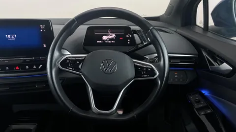 VOLKSWAGEN ID.4 109kW Life Pure 52kWh Auto