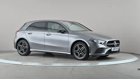 MERCEDES-BENZ A CLASS A250e AMG Line Premium Edition Auto