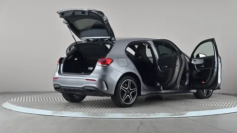 MERCEDES-BENZ A CLASS A250e AMG Line Premium Edition Auto