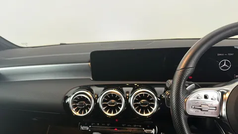 MERCEDES-BENZ A CLASS A250e AMG Line Premium Edition Auto