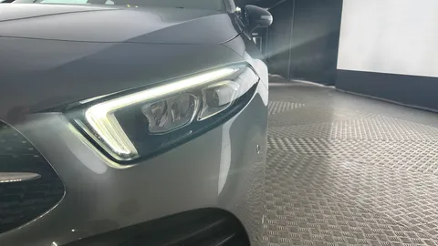 MERCEDES-BENZ A CLASS A250e AMG Line Premium Edition Auto
