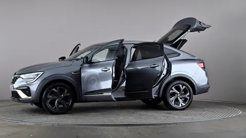 RENAULT ARKANA 1.6 E-Tech full hybrid 145 Engineered Auto