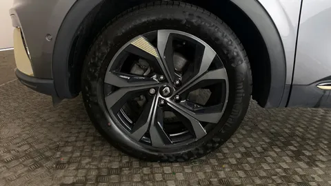 RENAULT ARKANA 1.6 E-Tech full hybrid 145 Engineered Auto