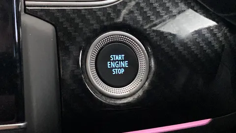 RENAULT ARKANA 1.6 E-Tech full hybrid 145 Engineered Auto
