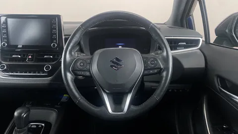 SUZUKI SWACE 1.8 Hybrid SZ5 CVT
