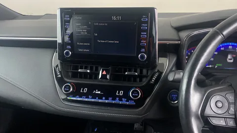 SUZUKI SWACE 1.8 Hybrid SZ5 CVT