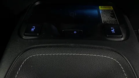SUZUKI SWACE 1.8 Hybrid SZ5 CVT