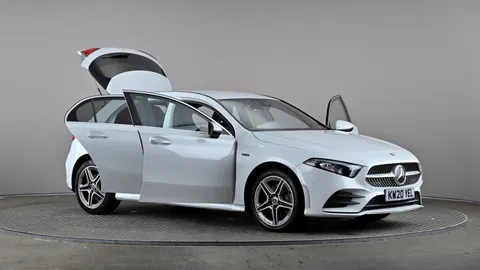 MERCEDES-BENZ A CLASS A250e AMG Line Premium Auto
