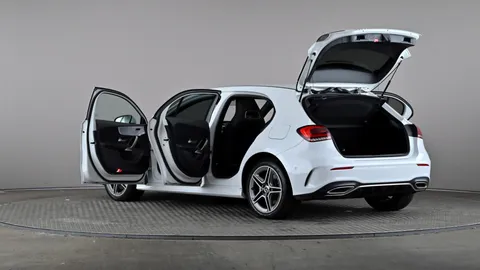 MERCEDES-BENZ A CLASS A250e AMG Line Premium Auto