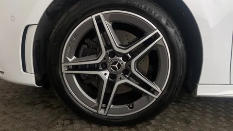 MERCEDES-BENZ A CLASS A250e AMG Line Premium Auto