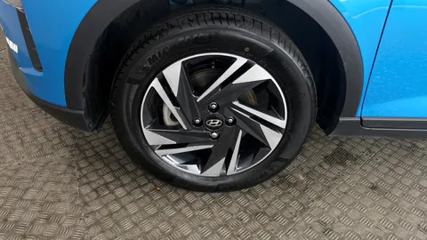 HYUNDAI BAYON 1.0 TGDi 48V MHEV SE Connect
