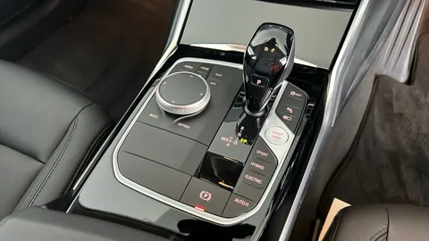BMW 3 SERIES 330e SE Pro Step Auto