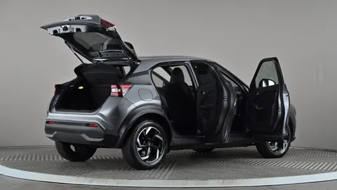 NISSAN JUKE 1.0 DiG-T 114 N-Connecta DCT