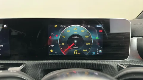 MERCEDES-BENZ CLA CLA 200 AMG Line Tip Auto