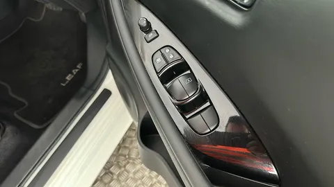NISSAN LEAF 110kW Shiro 39kWh Auto