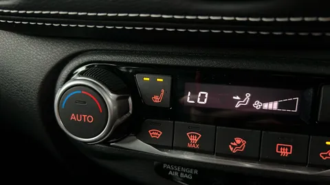 NISSAN JUKE 1.0 DiG-T 114 N-Connecta