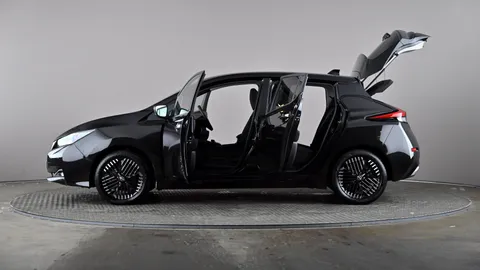 NISSAN LEAF 110kW N-Connecta 39kWh Auto