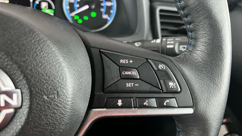 NISSAN LEAF 110kW N-Connecta 39kWh Auto